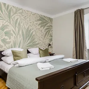 Old Town Serviced P&o , Warszawa Polska